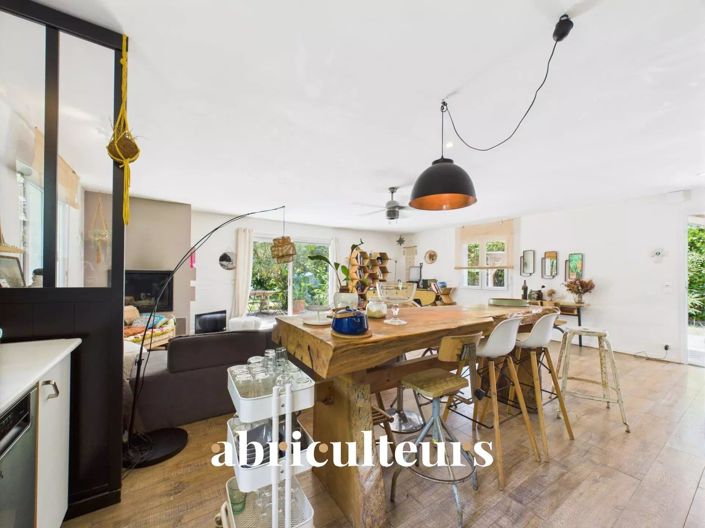 Image No.4-4 Bed House for sale