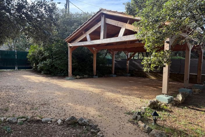 Image No.20-4 Bed House for sale