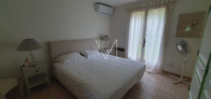 Image No.10-5 Bed House for sale