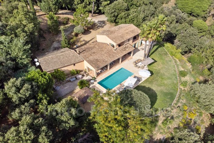 Image No.11-Maison de 4 chambres à vendre à La Garde-Freinet