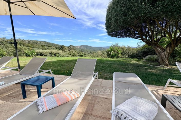 Image No.17-4 Bed House for sale