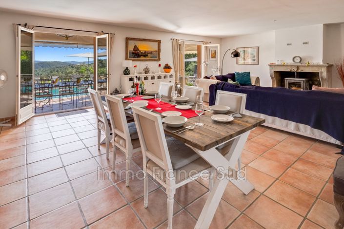 Image No.6-4 Bed House for sale