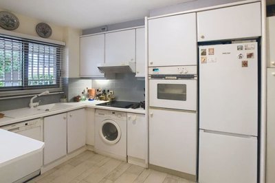 au07503urt97jjbo2