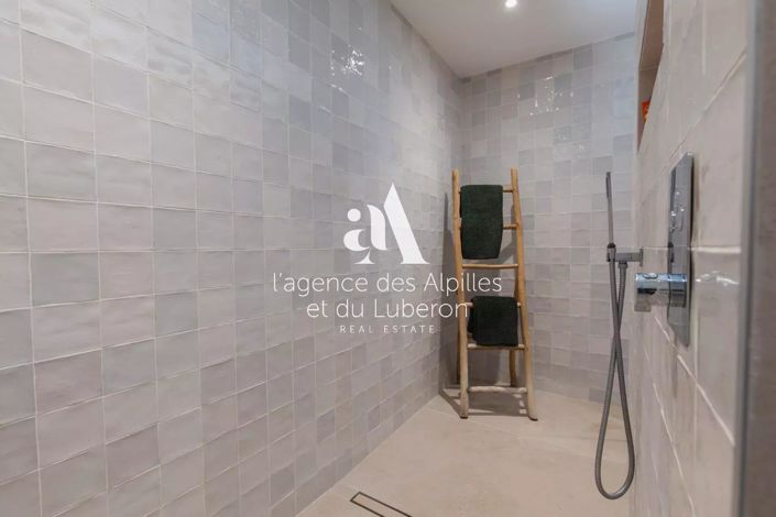 Image No.16-4 Bed House for sale