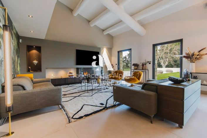 Image No.7-4 Bed House for sale