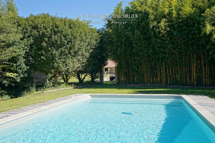 Image No.21-9 Bed House for sale