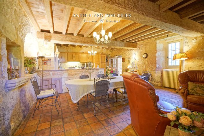 Image No.28-9 Bed House for sale