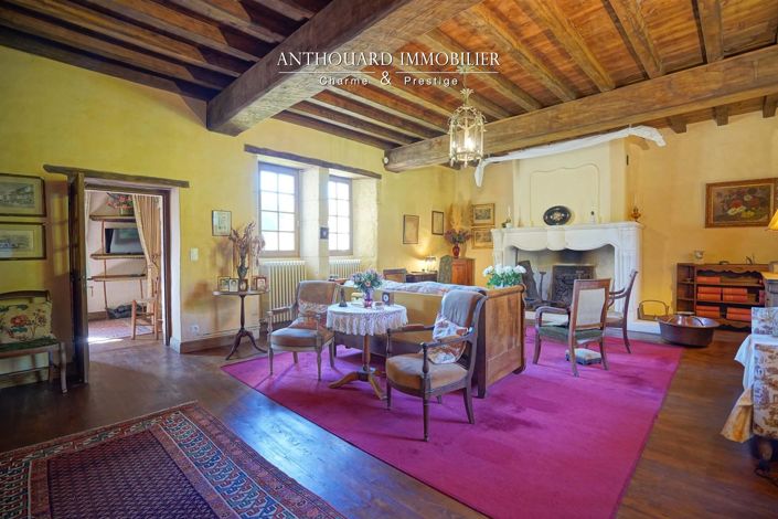 Image No.33-9 Bed House for sale