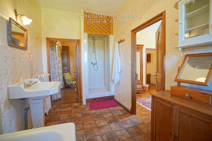 Image No.45-9 Bed House for sale