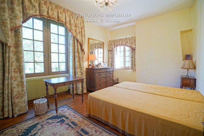 Image No.47-9 Bed House for sale
