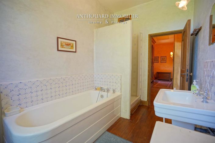 Image No.48-9 Bed House for sale