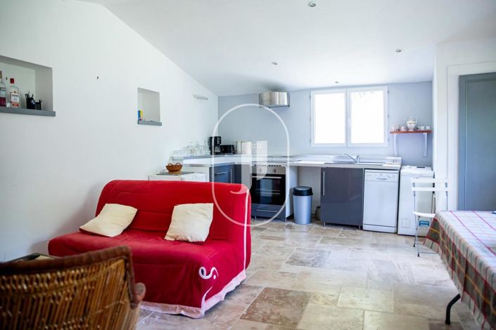 Image No.15-8 Bed House for sale