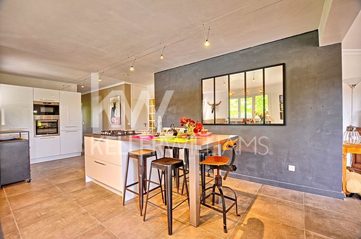 Image No.5-4 Bed House for sale