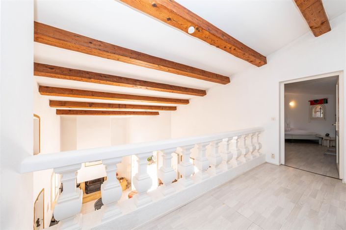 Image No.12-4 Bed House for sale