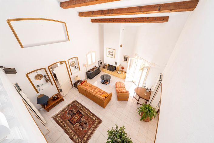 Image No.6-4 Bed House for sale