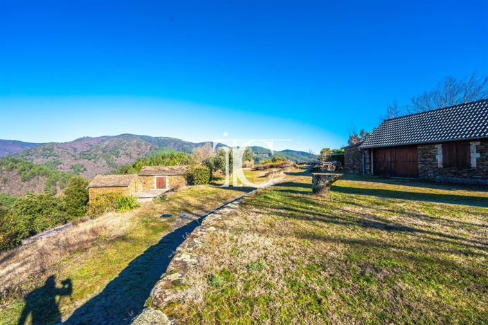 Image No.3-Maison de 7 chambres à vendre à Malbosc