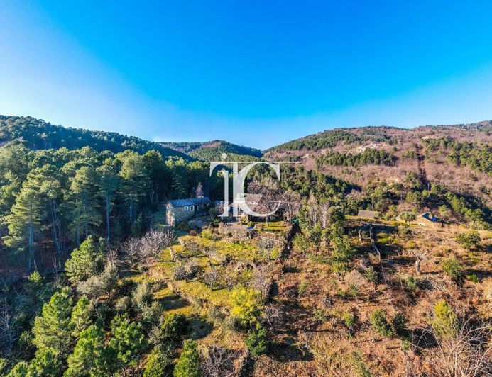 Image No.30-Maison de 7 chambres à vendre à Malbosc