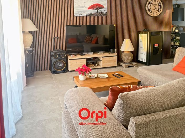 Image No.10-Propriété de 3 chambres à vendre à Vallon-en-Sully