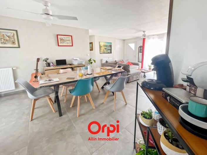 Image No.11-Propriété de 3 chambres à vendre à Vallon-en-Sully