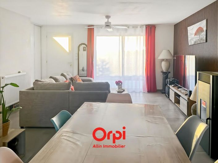 Image No.8-Propriété de 3 chambres à vendre à Vallon-en-Sully