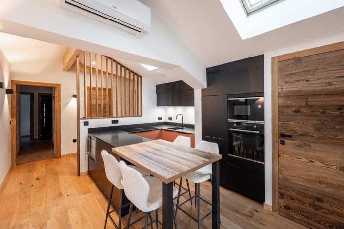 Image No.10-4 Bed Apartment for sale