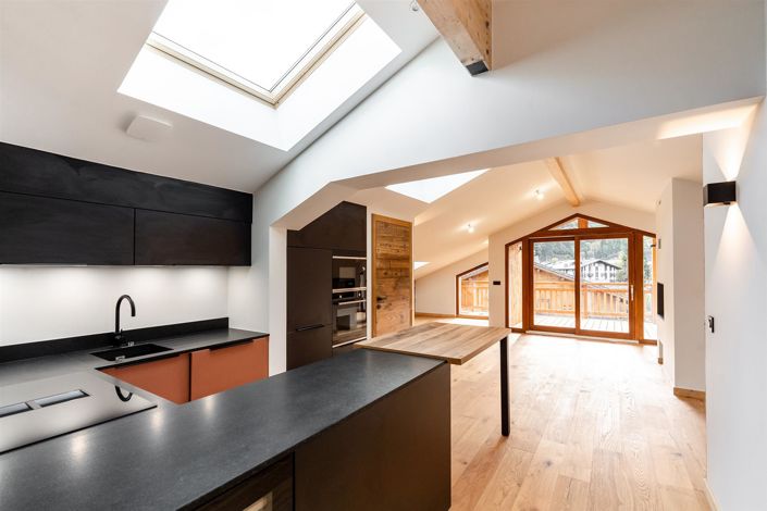 Image No.11-4 Bed Apartment for sale