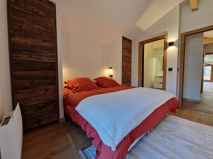 Image No.15-4 Bed Apartment for sale