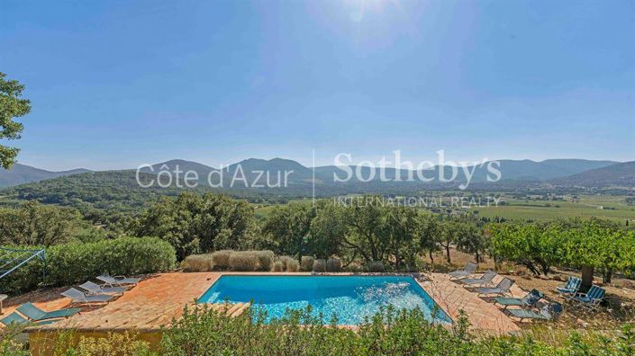 Image No.3-7 Bed Property for sale