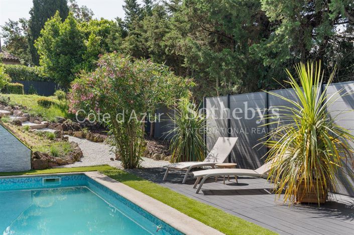 Image No.10-4 Bed House for sale