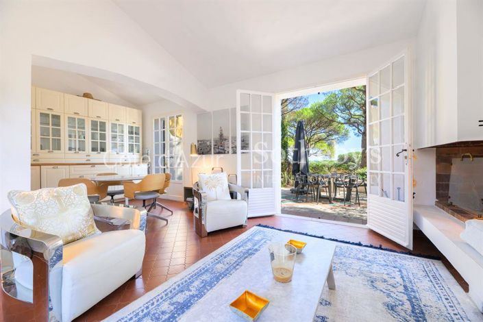 Image No.1-2 Bed House for sale