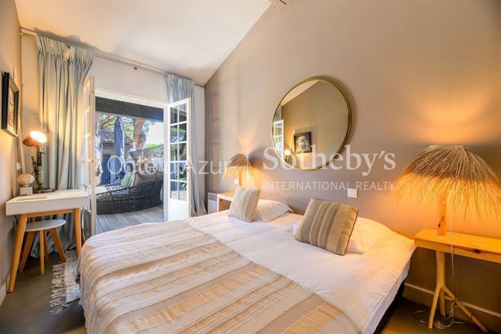 Image No.9-2 Bed House for sale