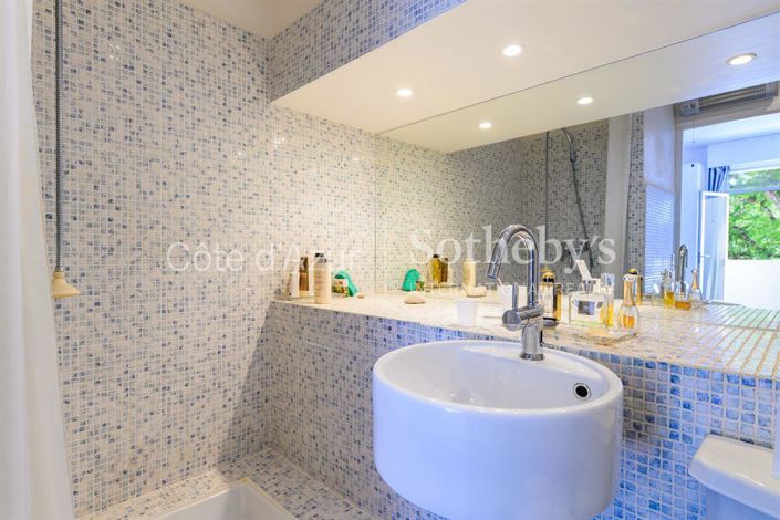 Image No.11-Appartement de 1 chambre à vendre à Saint-Tropez