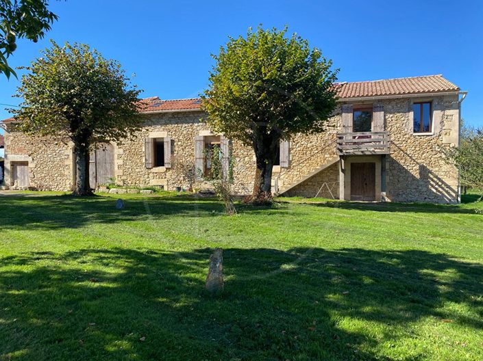 Image No.1-Maison de 3 chambres à vendre à Gensac