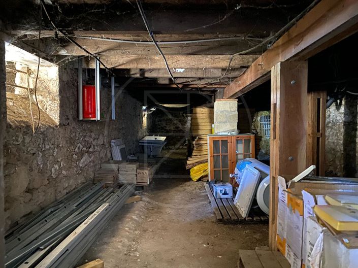 Image No.15-3 Bed House for sale