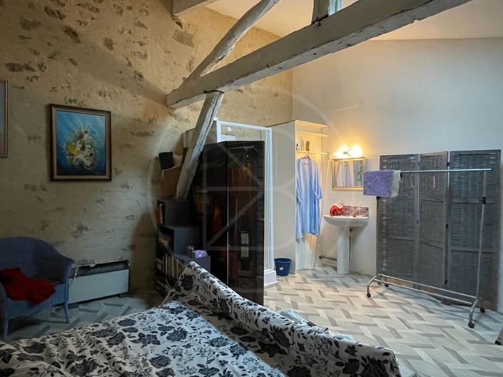 Image No.13-2 Bed House for sale