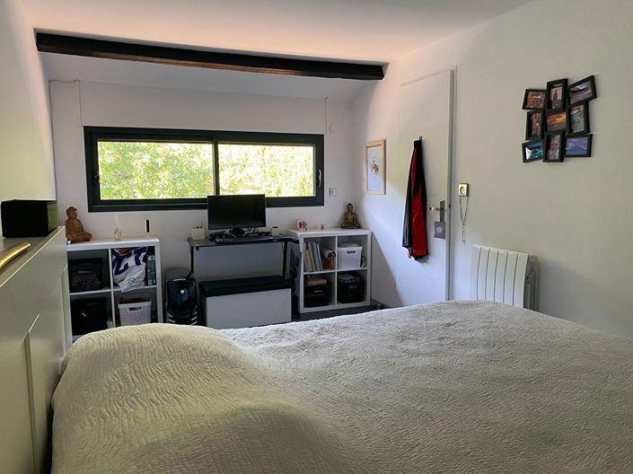 Image No.12-2 Bed House for sale