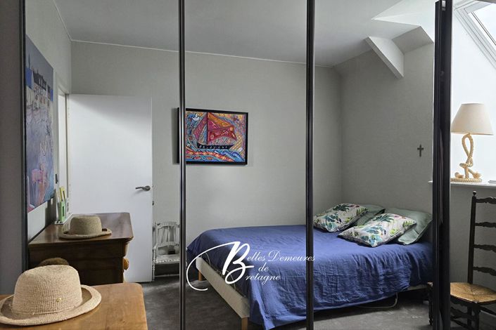 Image No.15-6 Bed House for sale