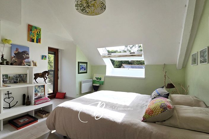 Image No.19-6 Bed House for sale