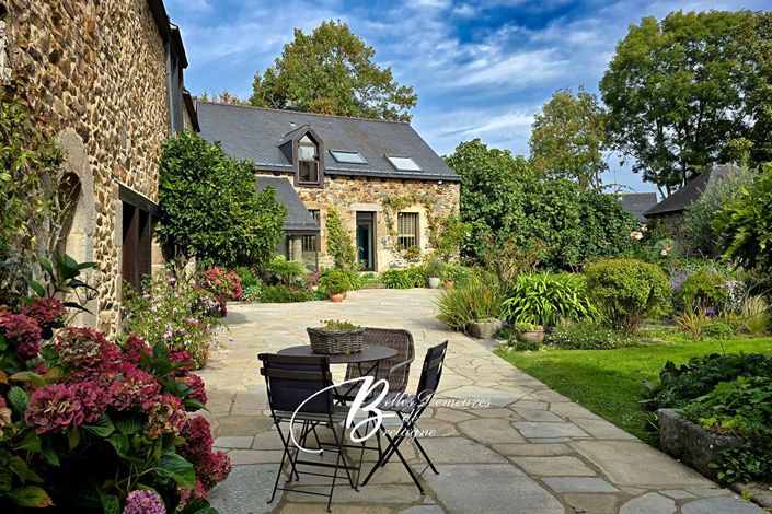 Image No.3-6 Bed House for sale