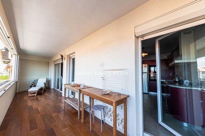 Image No.11-3 Bed Apartment for sale