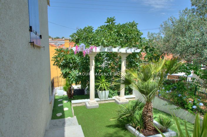 Image No.10-2 Bed House for sale