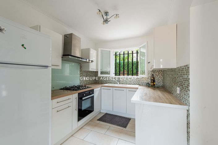 Image No.7-2 Bed House for sale