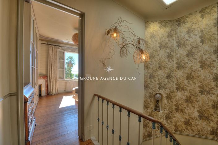 Image No.12-5 Bed House for sale