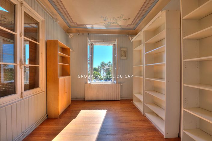 Image No.14-5 Bed House for sale