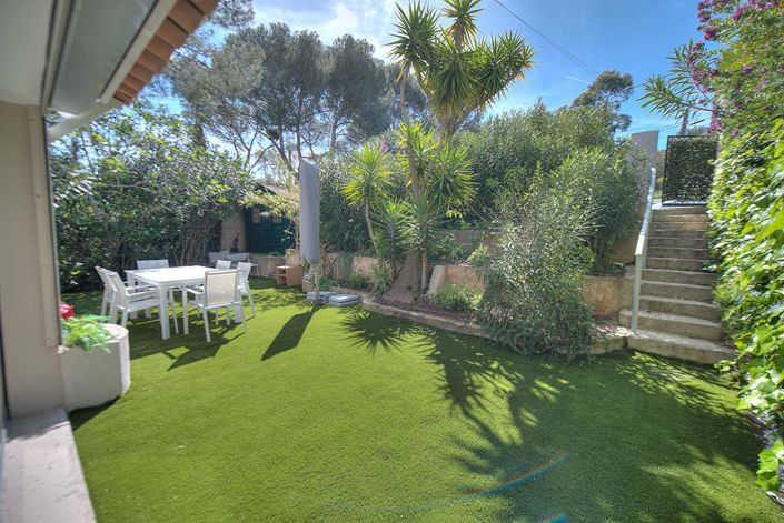 Image No.16-3 Bed House for sale