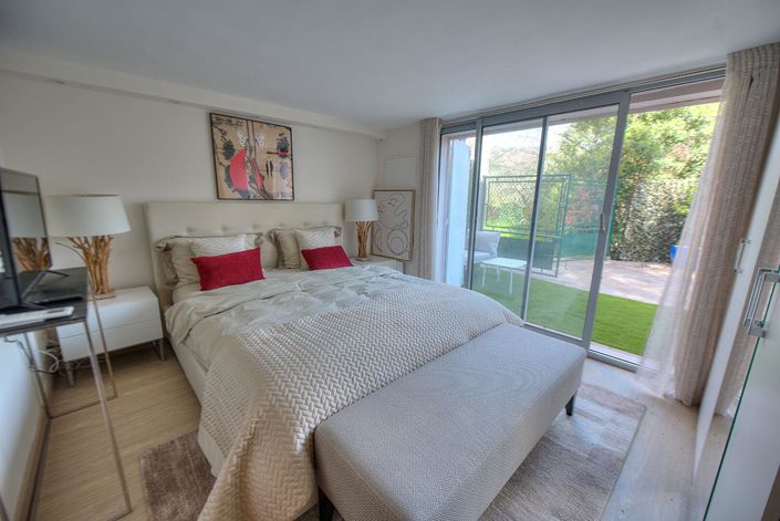 Image No.9-3 Bed House for sale