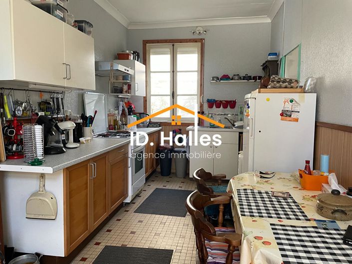 Image No.5-2 Bed House for sale