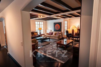 1 - Divonne-les-Bains, House