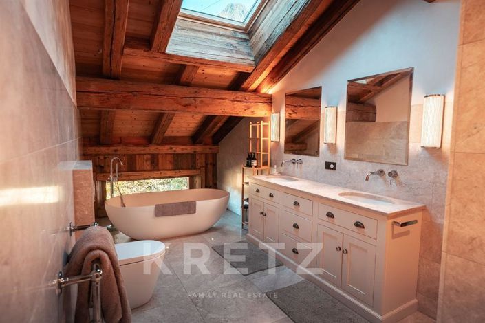 Image No.12-5 Bed House for sale