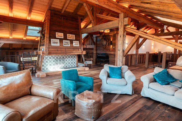 Image No.8-5 Bed House for sale